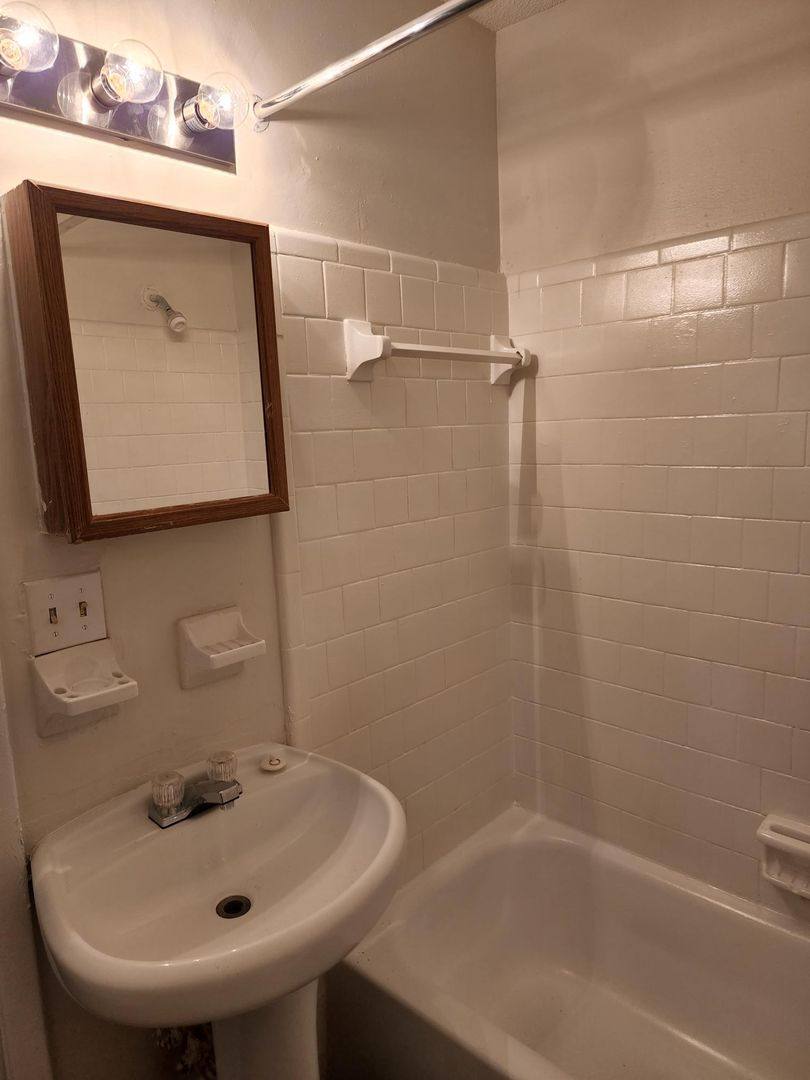 Apartment for rent at 585 Marina St, Atlanta, GA 30354
