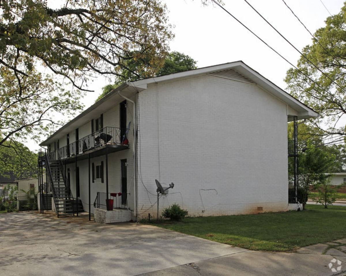 Apartment for rent at 585 Marina St, Atlanta, GA 30354