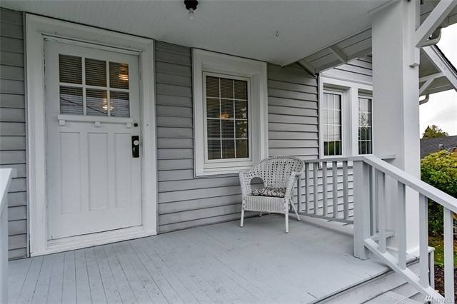 House for rent at 10025 39th Ave SW, Seattle, WA 98146