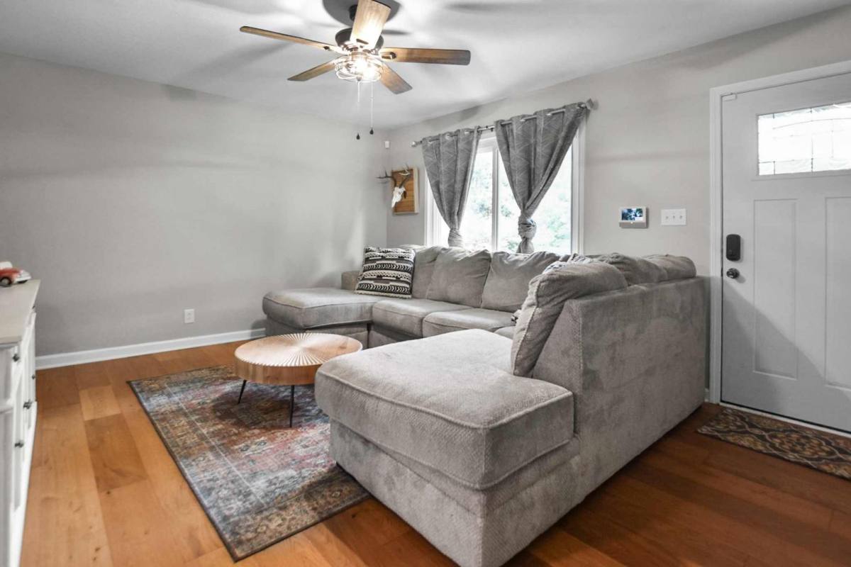 House for rent at 1118 Britton Springs Rd, Clarksville, TN 37042
