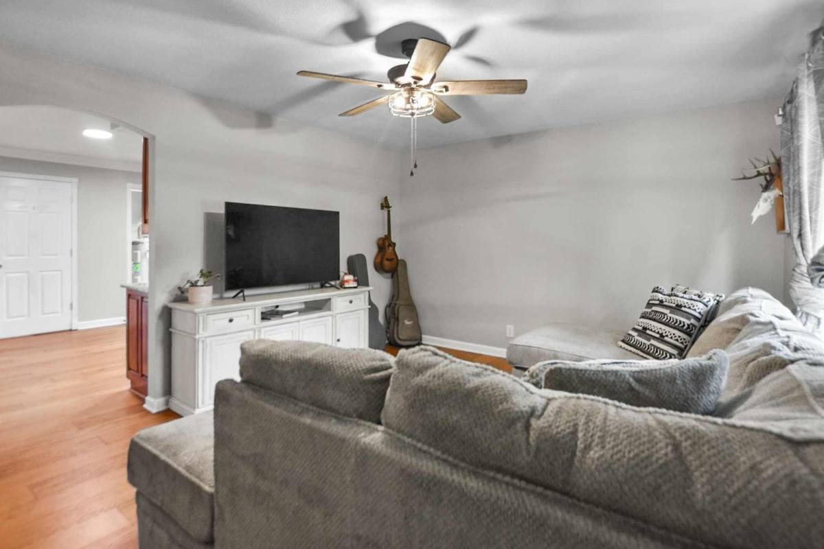 House for rent at 1118 Britton Springs Rd, Clarksville, TN 37042