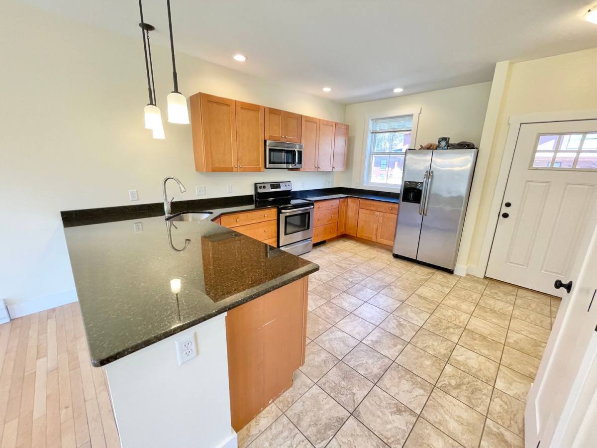 Townhouse for rent at 111 Grey Rock Rd, Shelburne, VT 05482