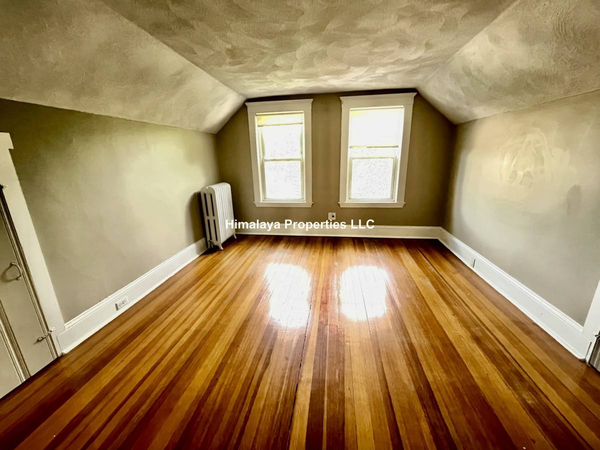 Apartment for rent at 14 Allen St #2, Arlington, MA 02474