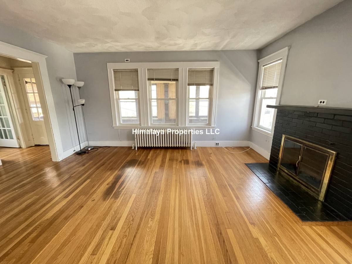 Apartment for rent at 14 Allen St #2, Arlington, MA 02474