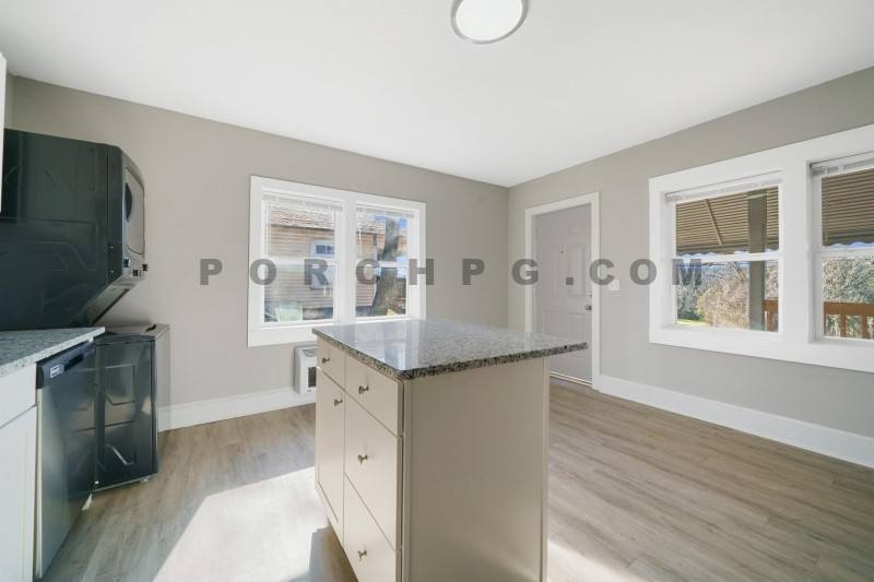 Apartment for rent at 907 Maple Ave SE #1, Rome, GA 30161