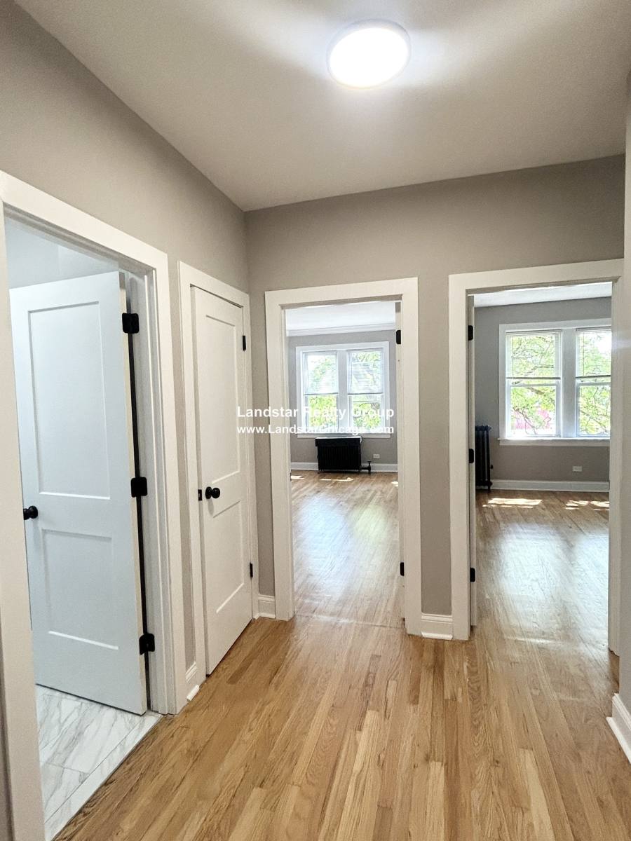 Apartment for rent at 4956 N Harding #2, Chicago, IL 60625