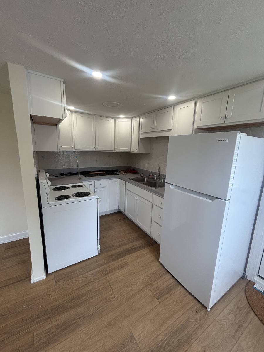 Apartment for rent at 5 Clarendon Rd #1, Auburn, MA 01501