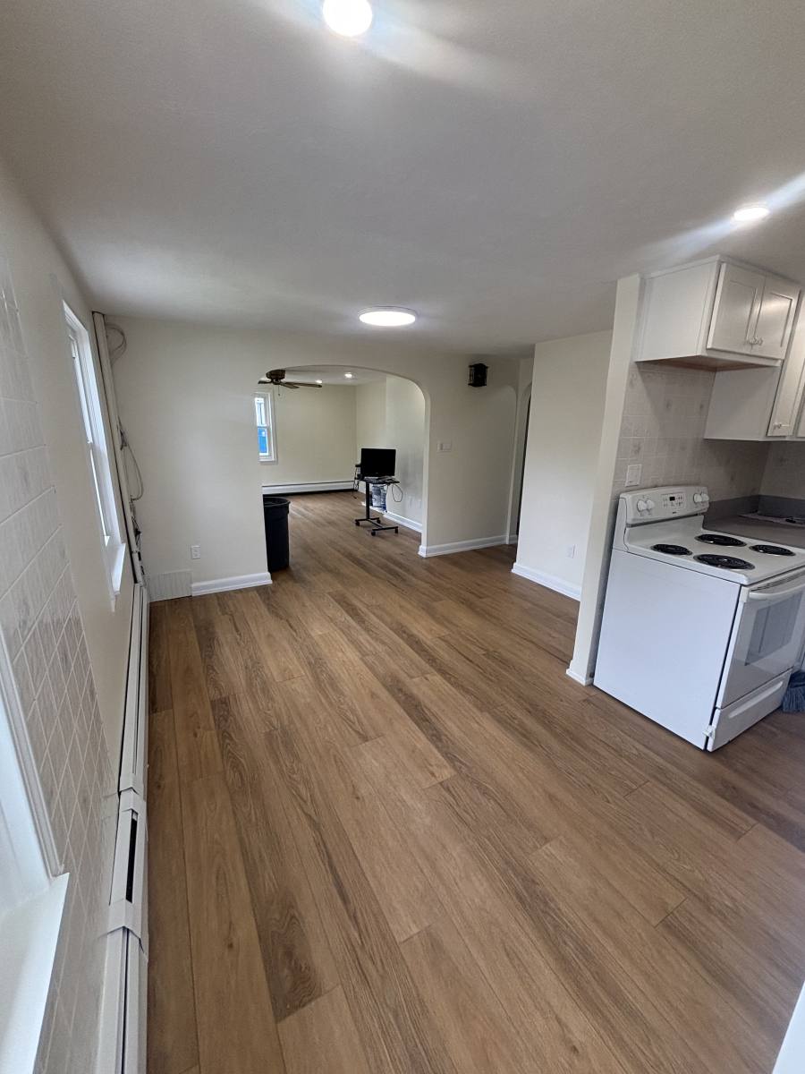 Apartment for rent at 5 Clarendon Rd #1, Auburn, MA 01501