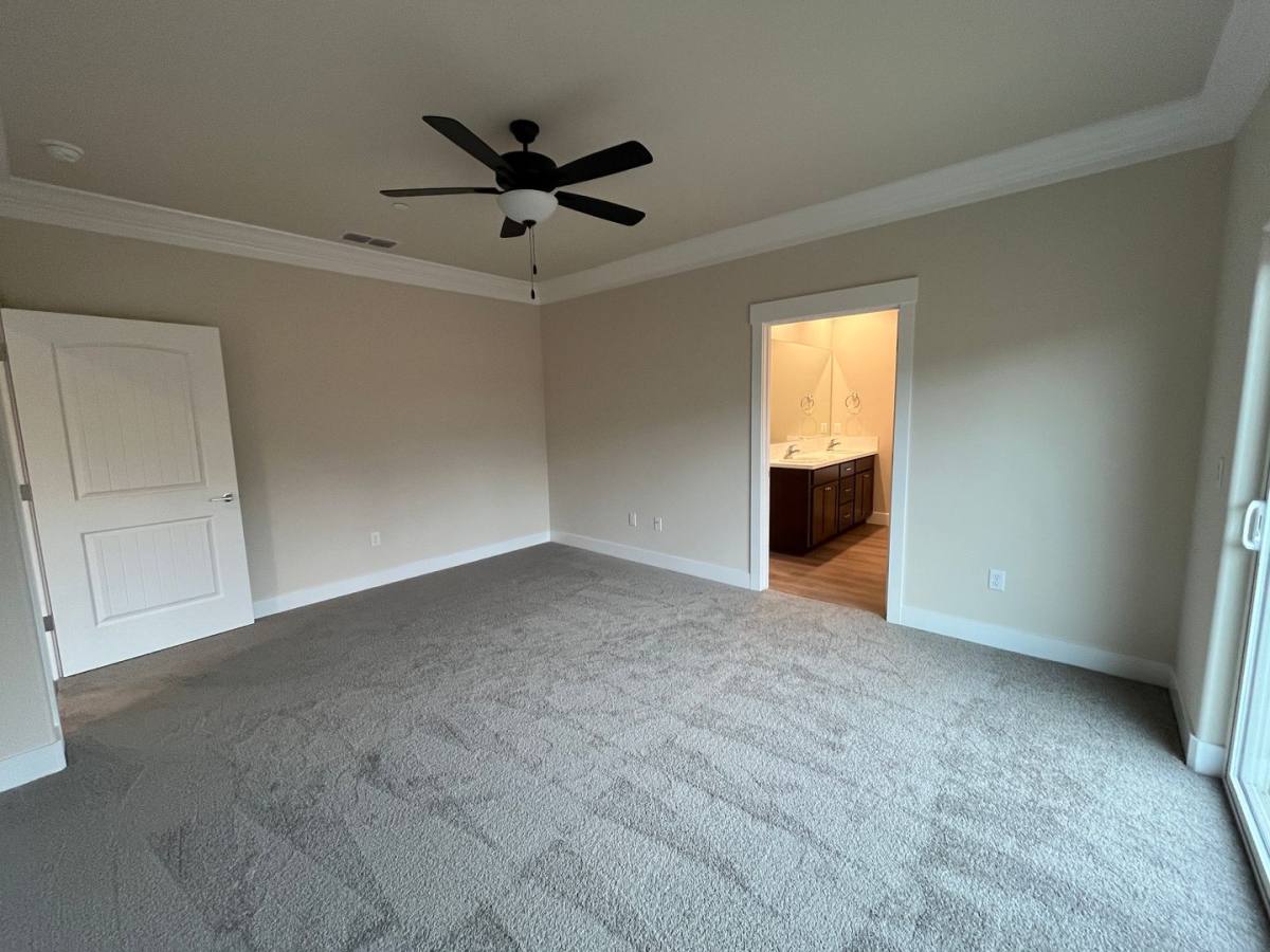 House for rent at 5449 Thumb Rock Rd, Redding, CA 96003
