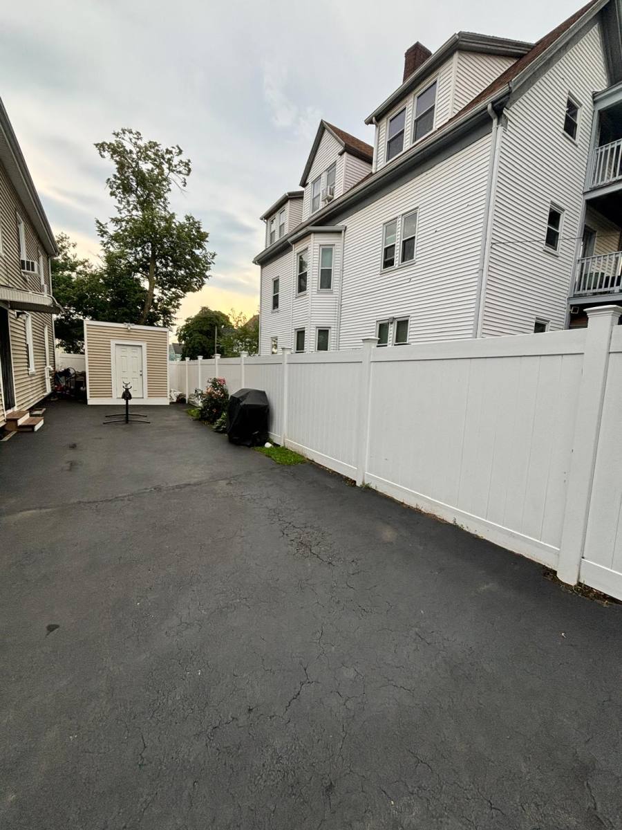 Apartment for rent at 96 Washington St #1, Lynn, MA 01902
