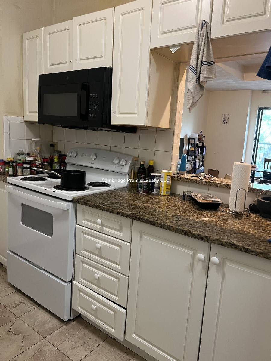 Apartment for rent at 373 Highland Ave #207, Somerville, MA 02144