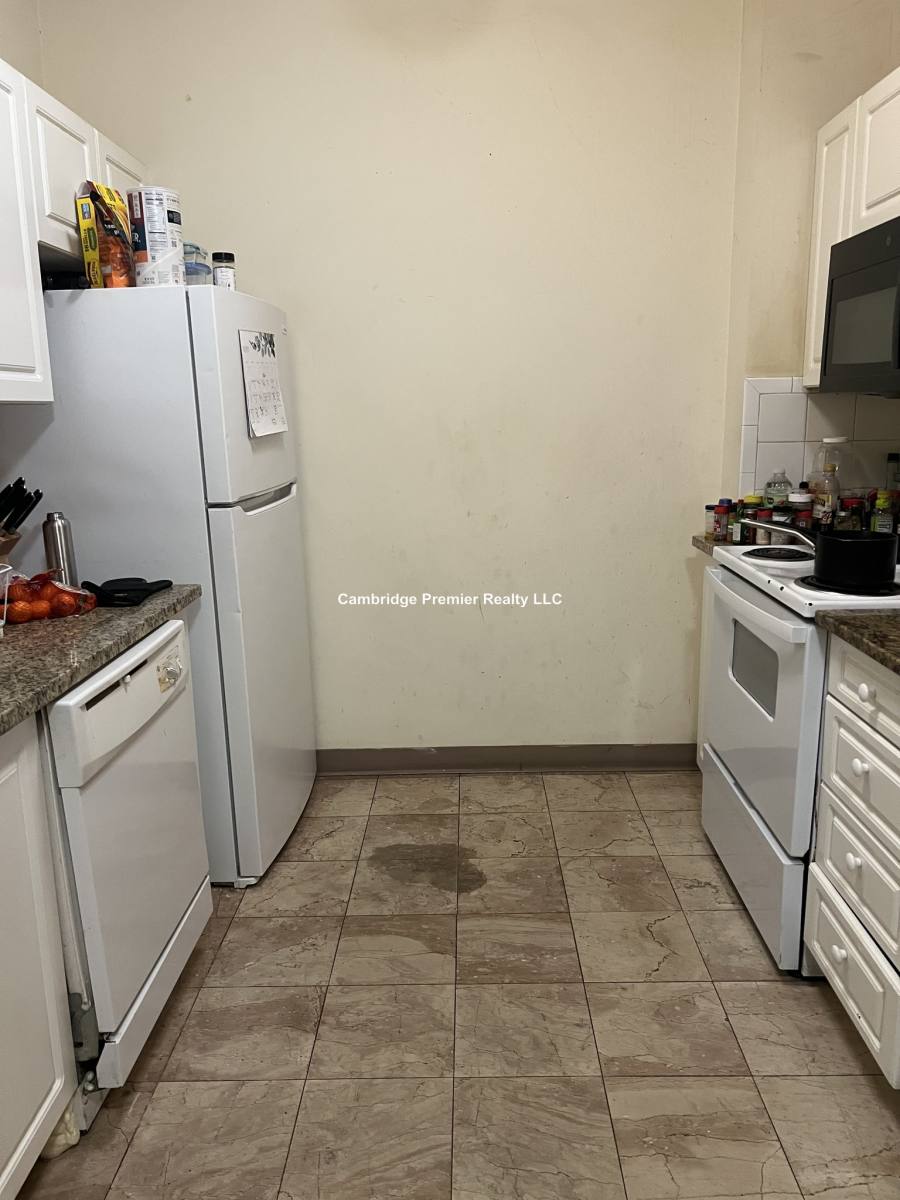 Apartment for rent at 373 Highland Ave #207, Somerville, MA 02144