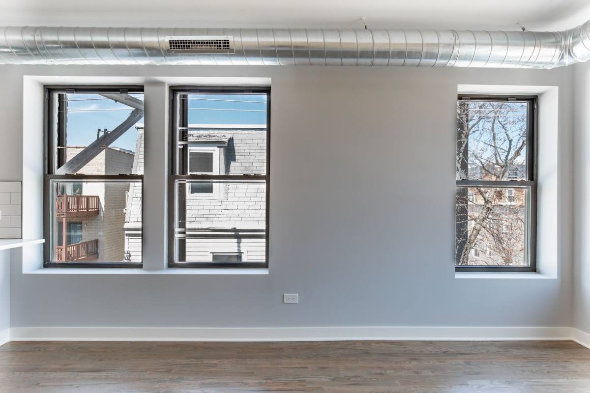 Apartment for rent at 1108 W Newport Ave #1, Chicago, IL 60657