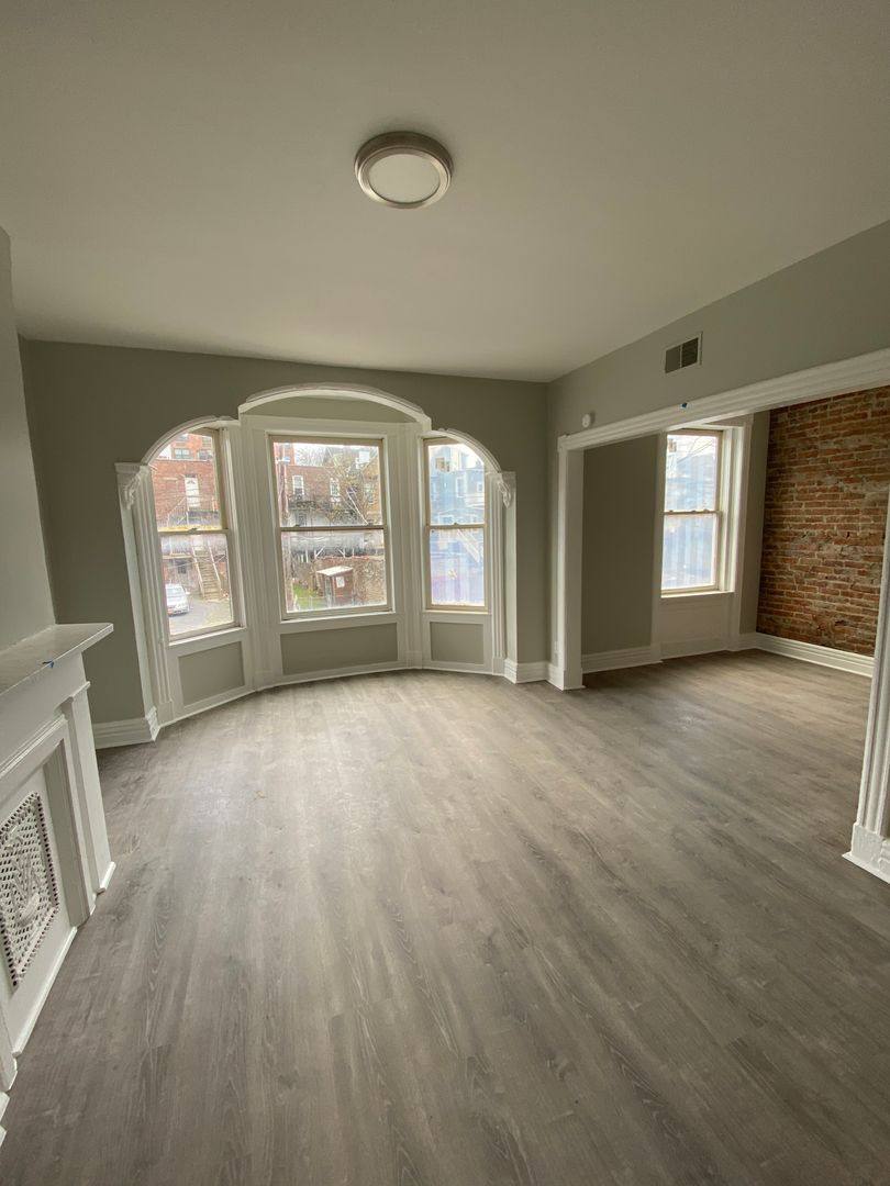 Apartment for rent at 9 Elberon, Albany, NY 12203