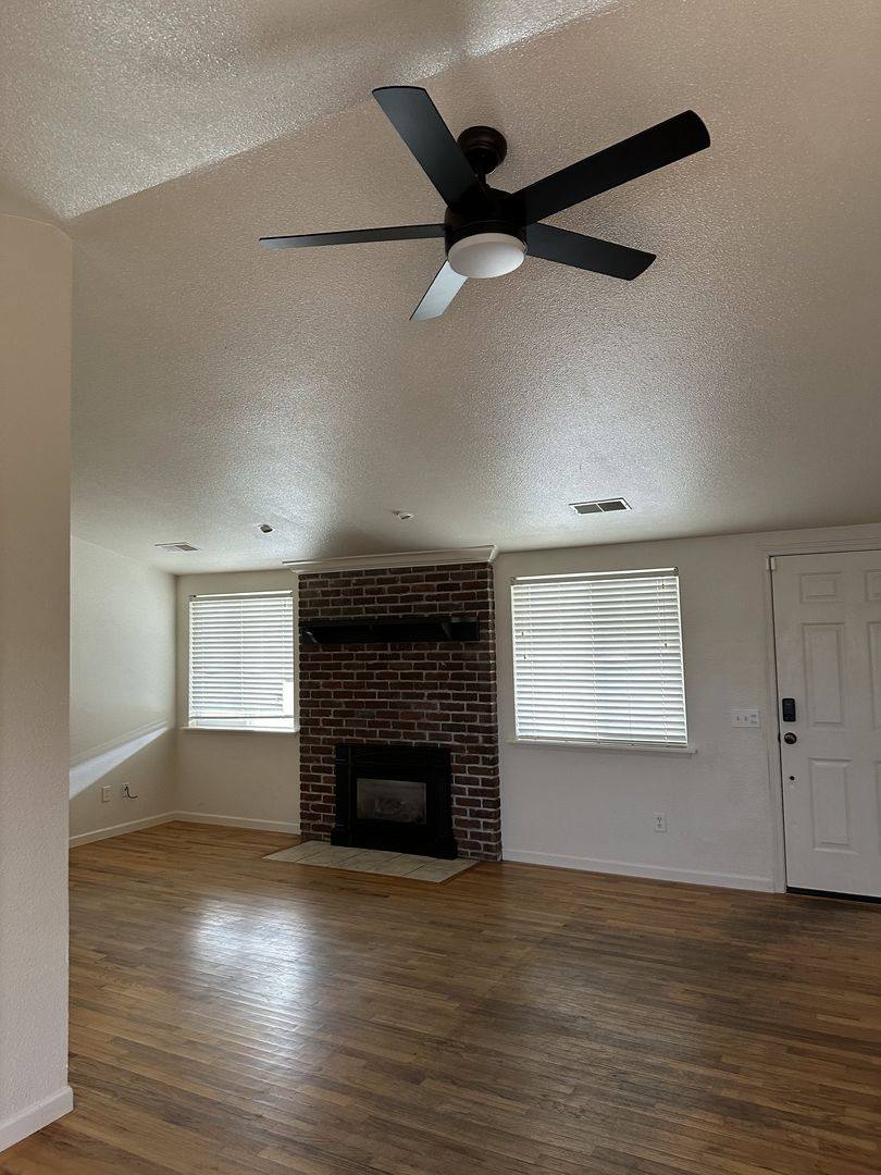 House for rent at 1086 John Hill Rd, Eureka, CA 95501