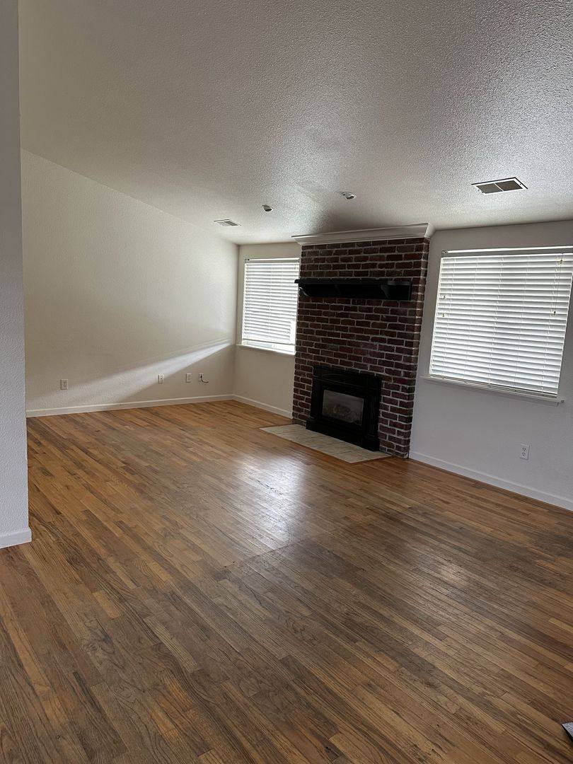 House for rent at 1086 John Hill Rd, Eureka, CA 95501