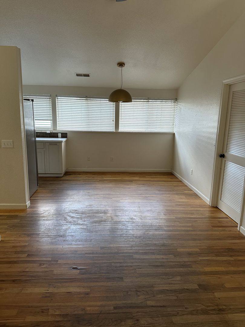 House for rent at 1086 John Hill Rd, Eureka, CA 95501