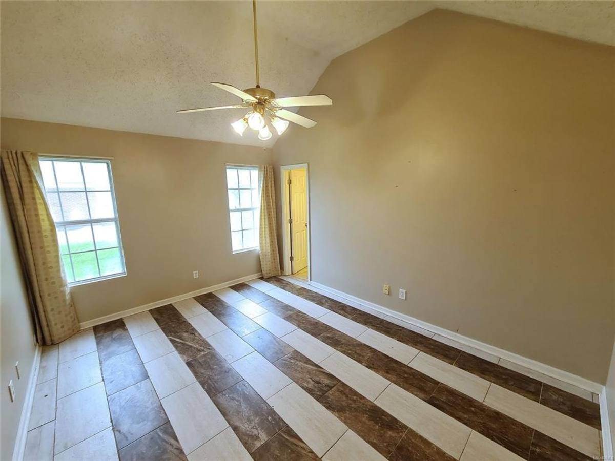 House for rent at 123 Meadowview Dr, Elmore, AL 36025