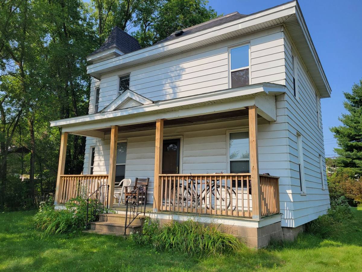 Apartment for rent at 2332 1 2 3rd St, Eau Claire, WI 54703