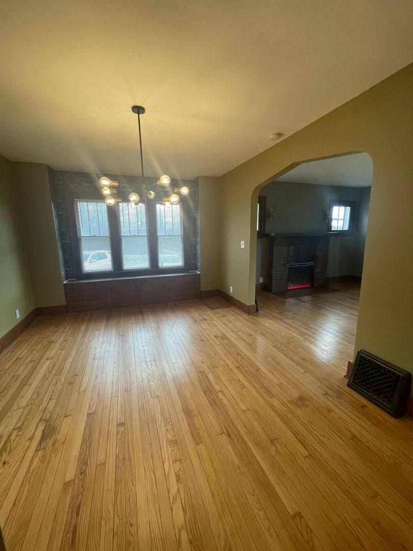 House for rent at 2852 Waters Rd, Ann Arbor, MI 48108
