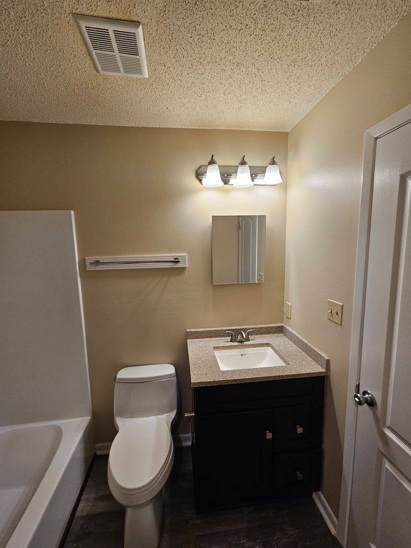 Apartment for rent at 117 Alder Ave SE, Fort Walton Beach, FL 32548