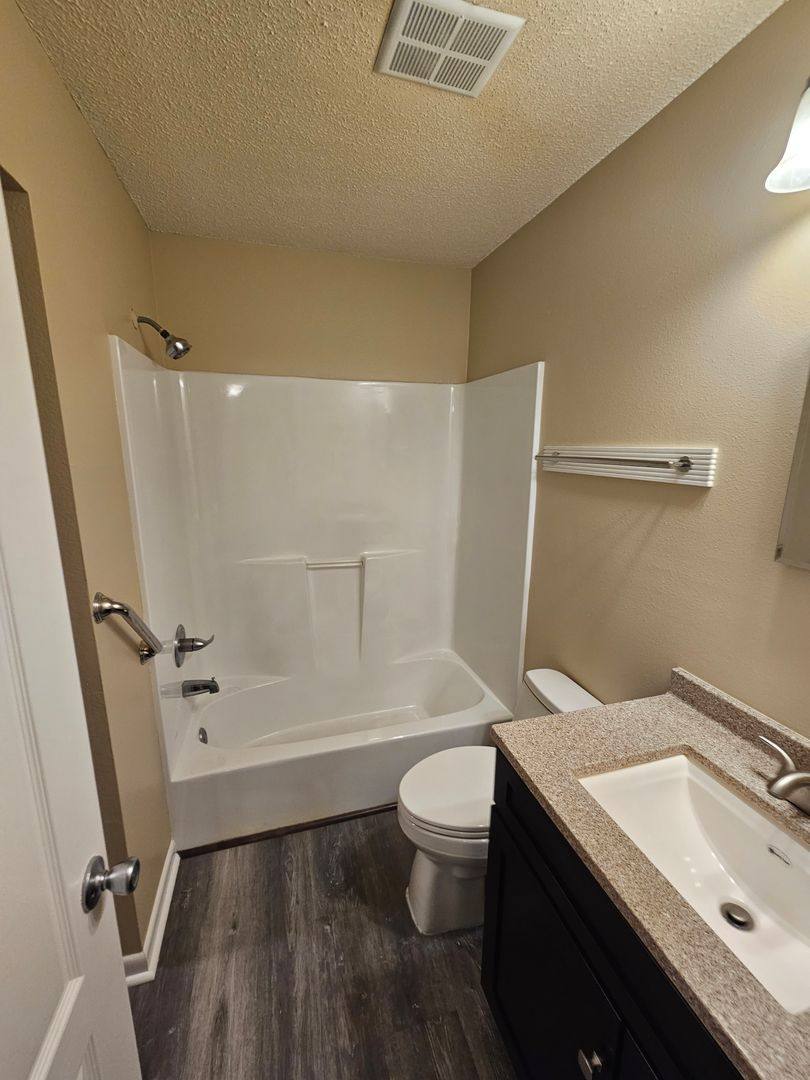 Apartment for rent at 117 Alder Ave SE, Fort Walton Beach, FL 32548