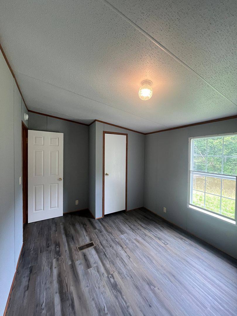 Apartment for rent at 1816 B Switzer Greenpond Rd, Woodruff, SC 29388