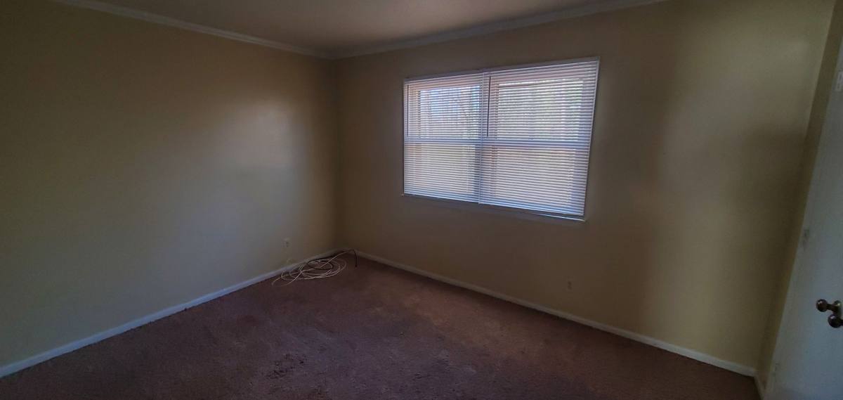 Apartment for rent at 1511 Glenside Dr, Greensboro, NC 27405