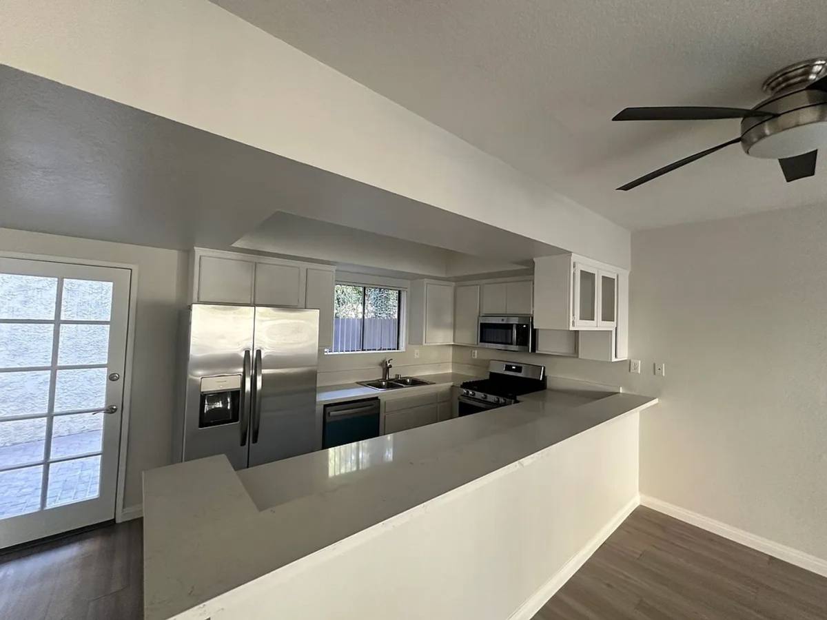 Apartment for rent at 4940 Lewis Rd, Agoura Hills, CA 91301