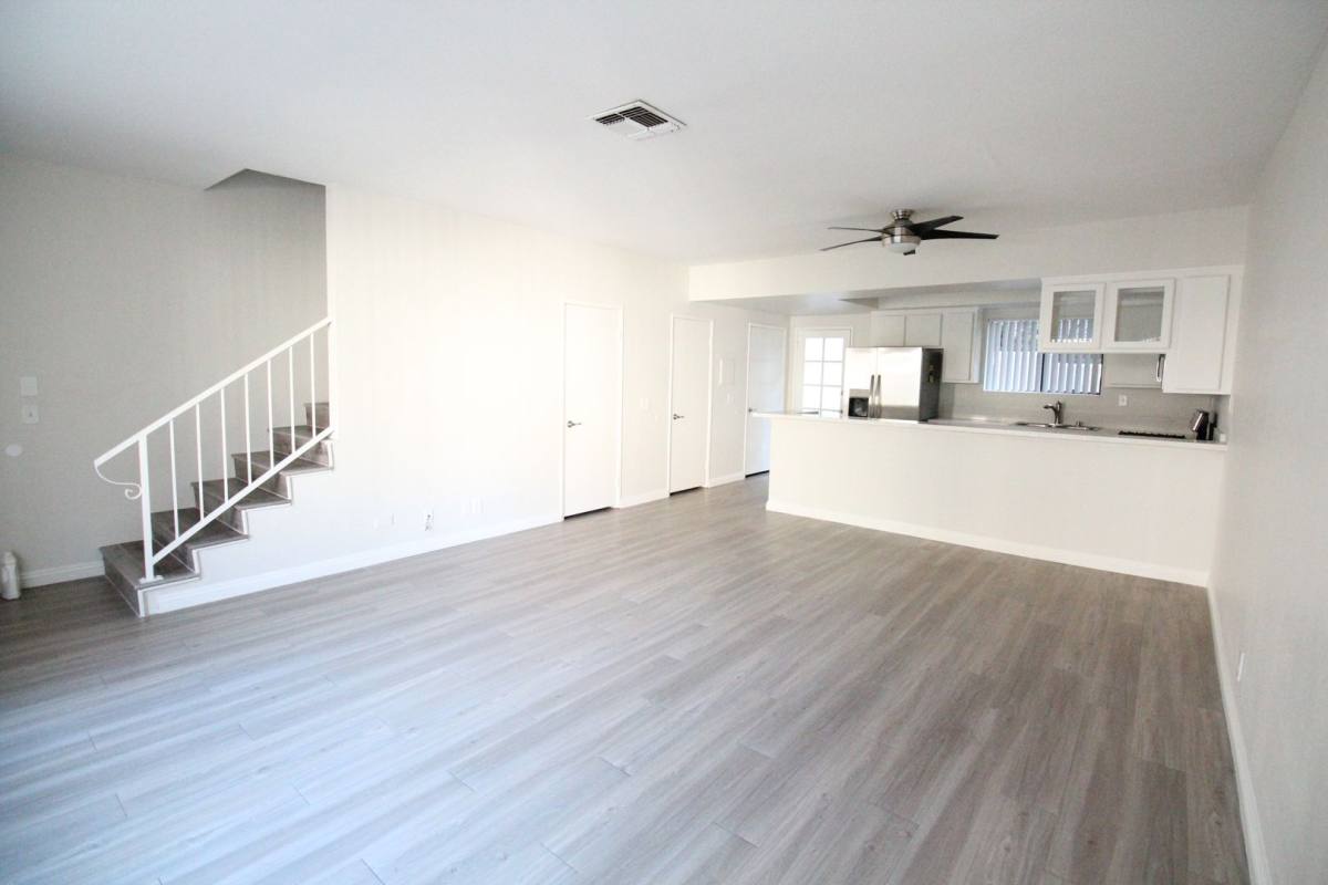Apartment for rent at 4940 Lewis Rd, Agoura Hills, CA 91301