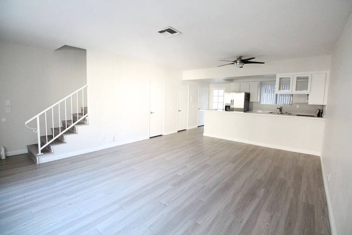 Apartment for rent at 4940 Lewis Rd, Agoura Hills, CA 91301
