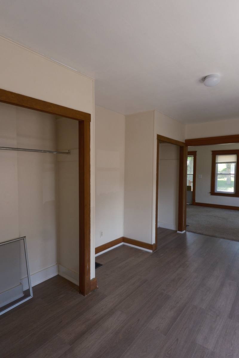Apartment for rent at 838 840 Woodbine Ave SE, Warren, OH 44484