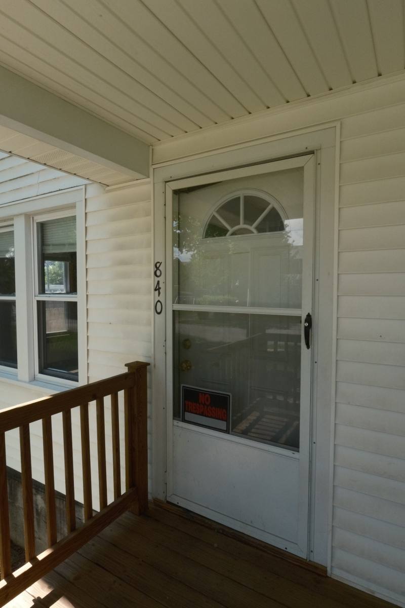 Apartment for rent at 838 840 Woodbine Ave SE, Warren, OH 44484