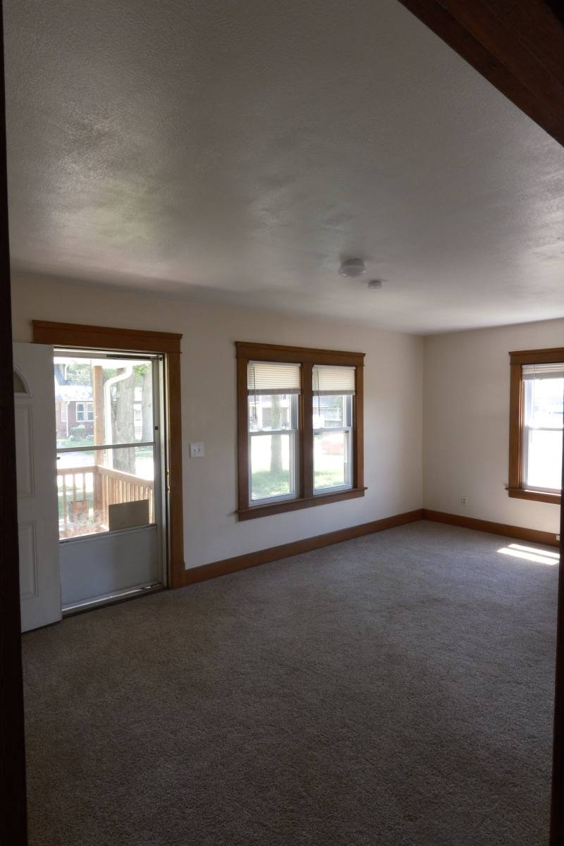 Apartment for rent at 838 840 Woodbine Ave SE, Warren, OH 44484
