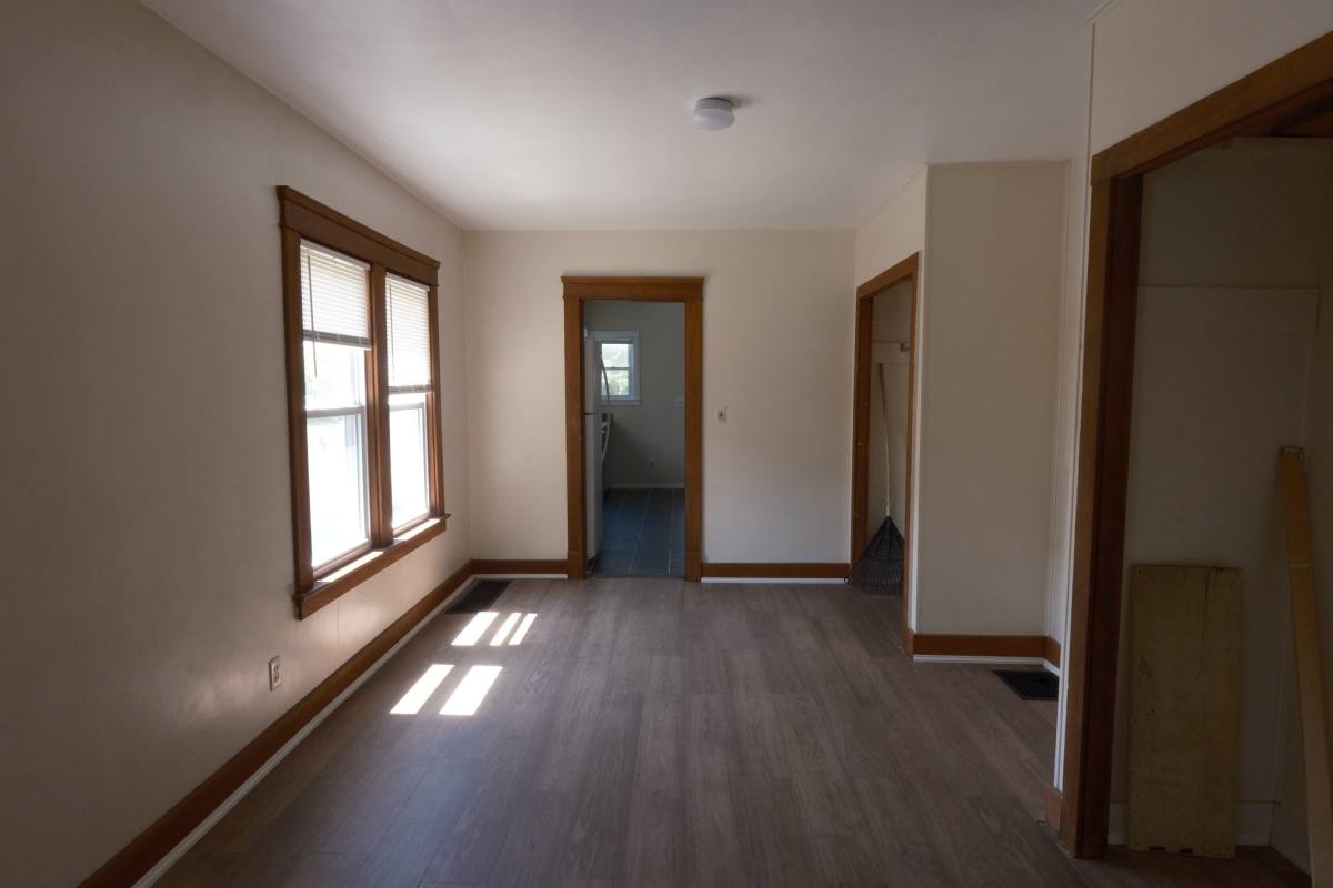 Apartment for rent at 838 840 Woodbine Ave SE, Warren, OH 44484