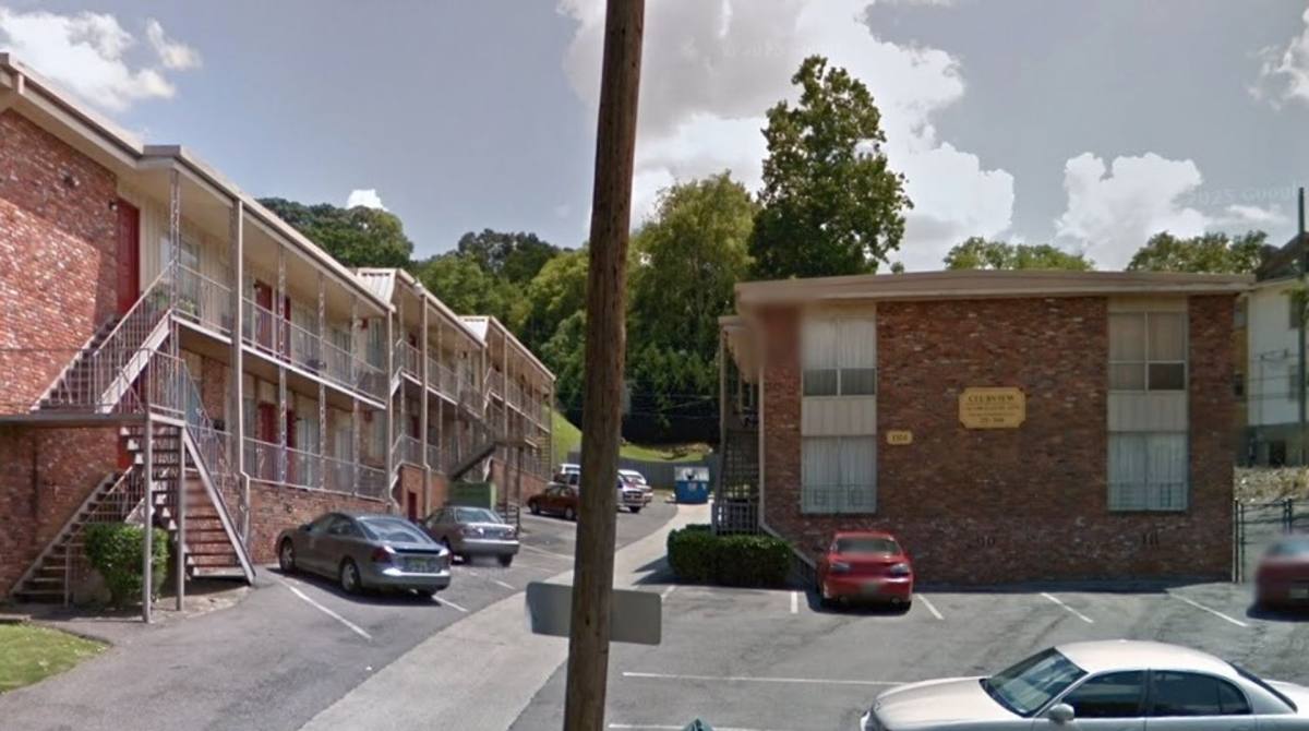 Apartment for rent at 1324-1328 32nd St S, Birmingham, AL 35205