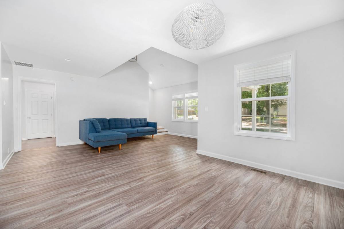 House for rent at 404 Keswick Ave, Charlotte, NC 28206