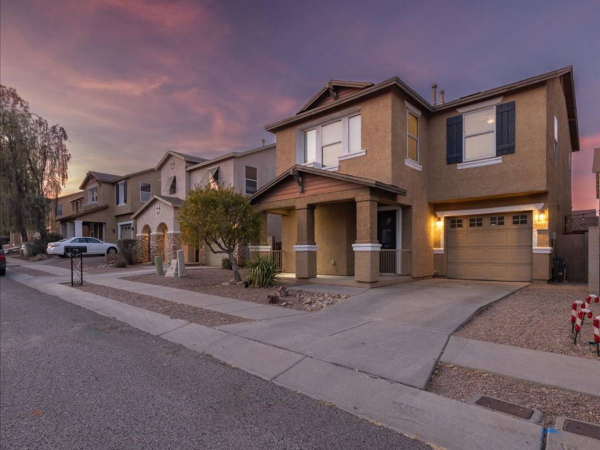 8061 E Senate St, Tucson, AZ 85730