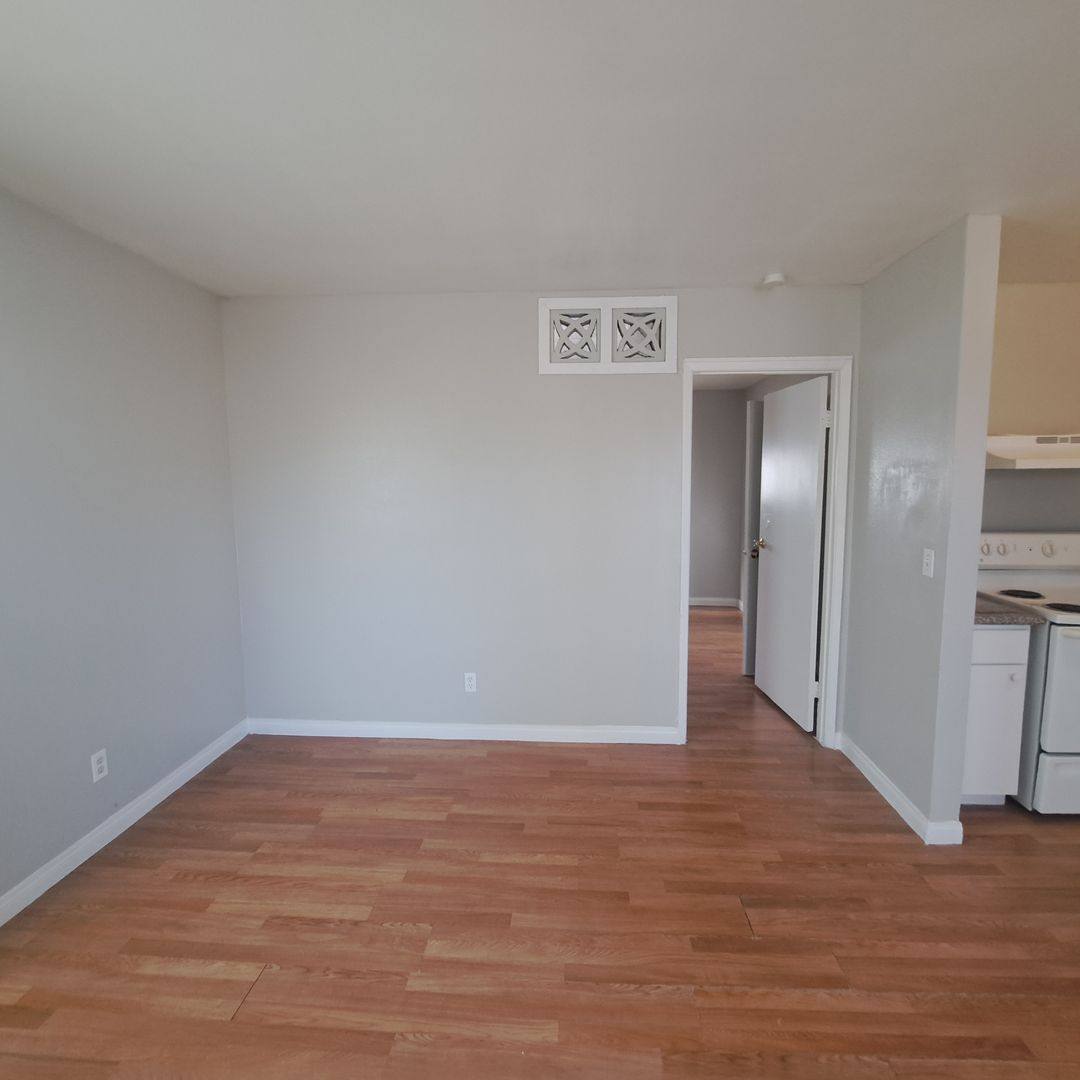Apartment for rent at 237 W Chicago Ave, Las Vegas, NV 89102