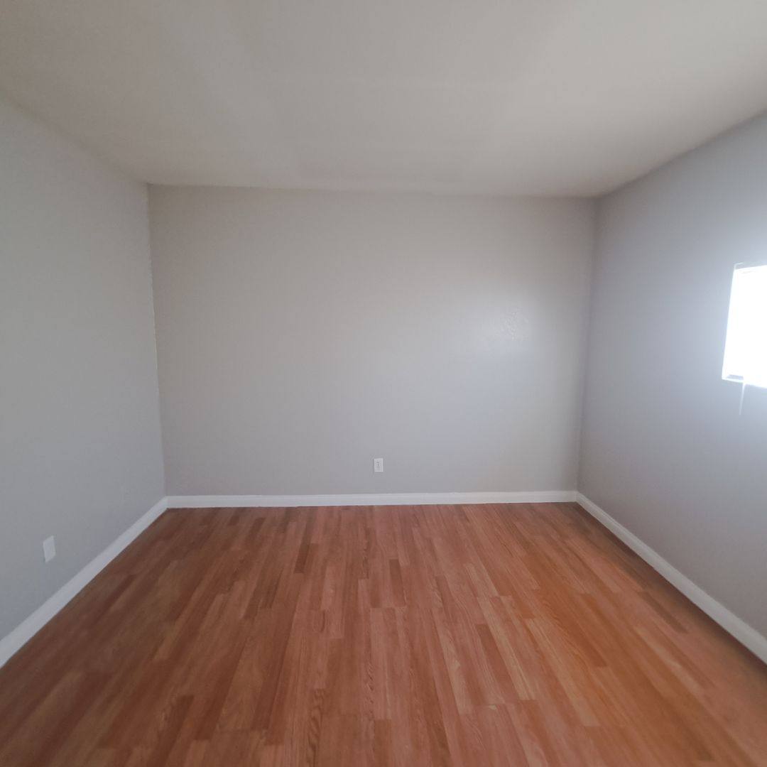 Apartment for rent at 237 W Chicago Ave, Las Vegas, NV 89102