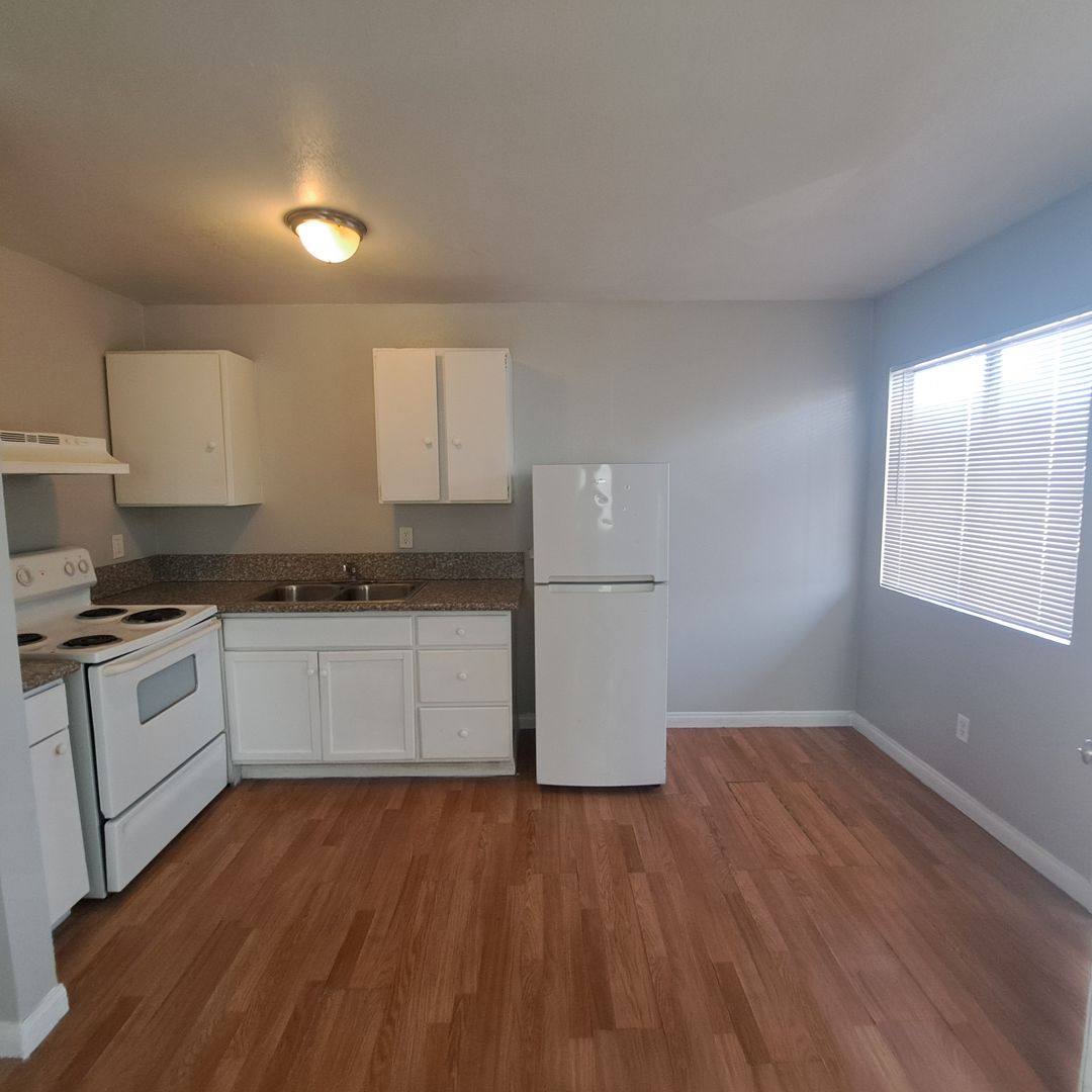 Apartment for rent at 237 W Chicago Ave, Las Vegas, NV 89102