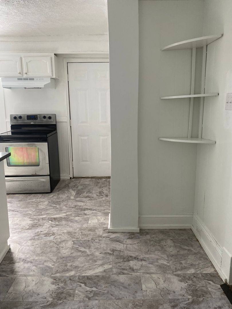 Apartment for rent at 1348 Bedford Ave, Lynchburg, VA 24504
