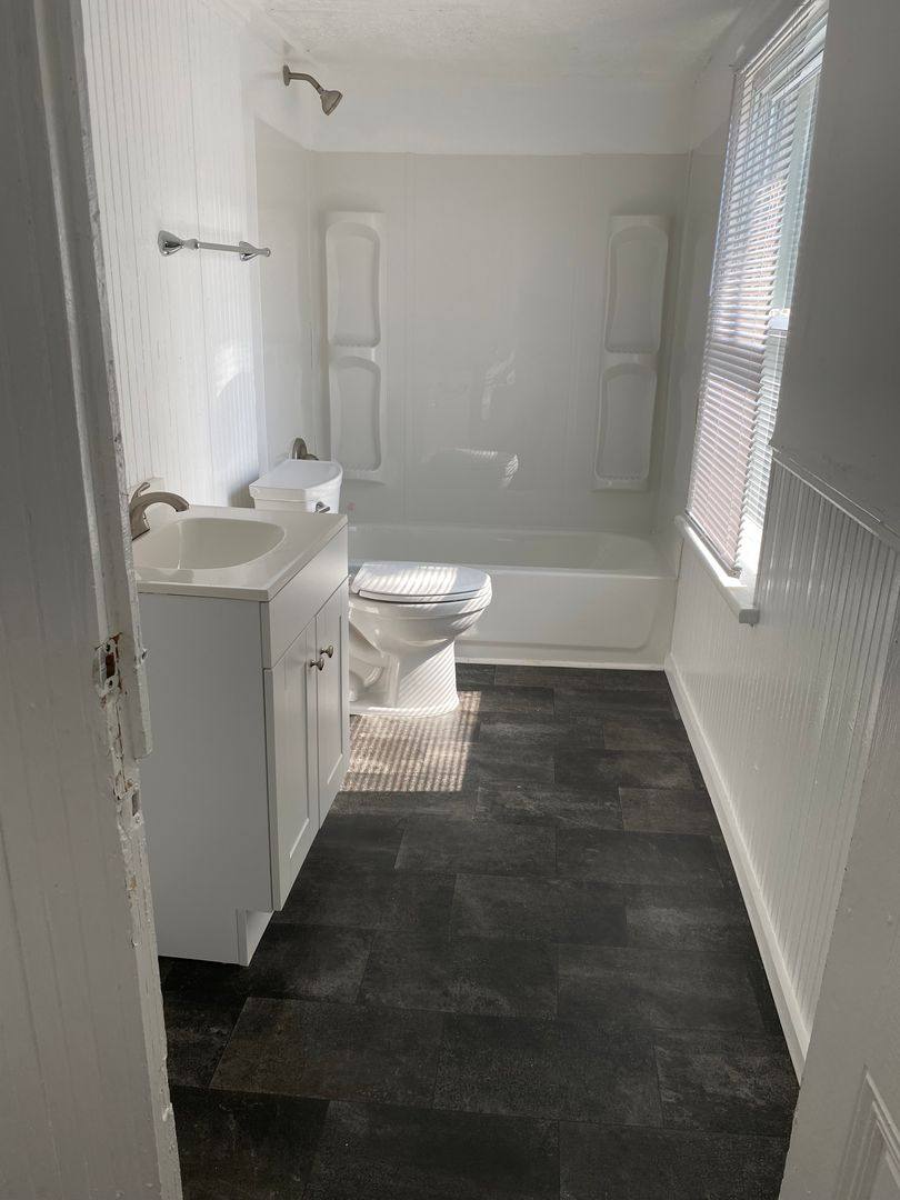 Apartment for rent at 1348 Bedford Ave, Lynchburg, VA 24504