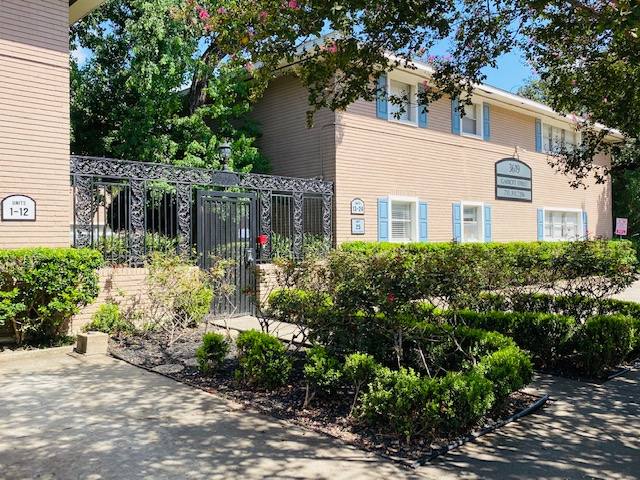 Apartment for rent at 3619 Garrott, Houston, TX 77006