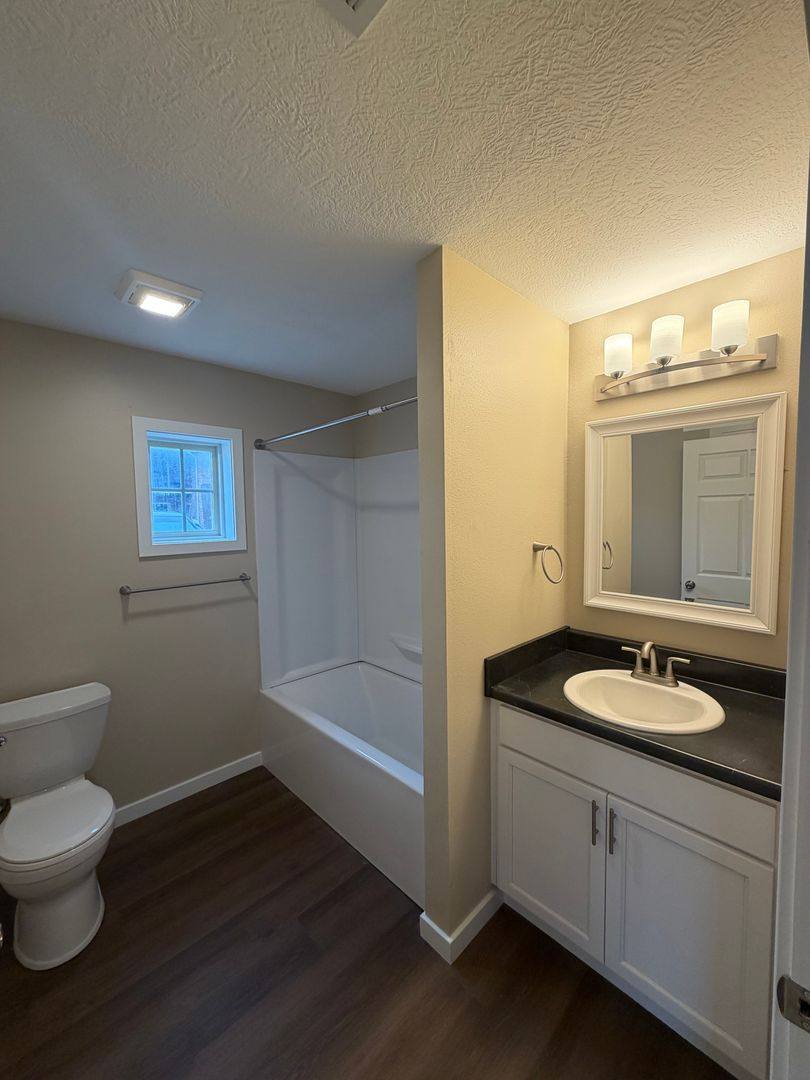 Apartment for rent at 1365 S Scenic Ave, Springfield, MO 65802
