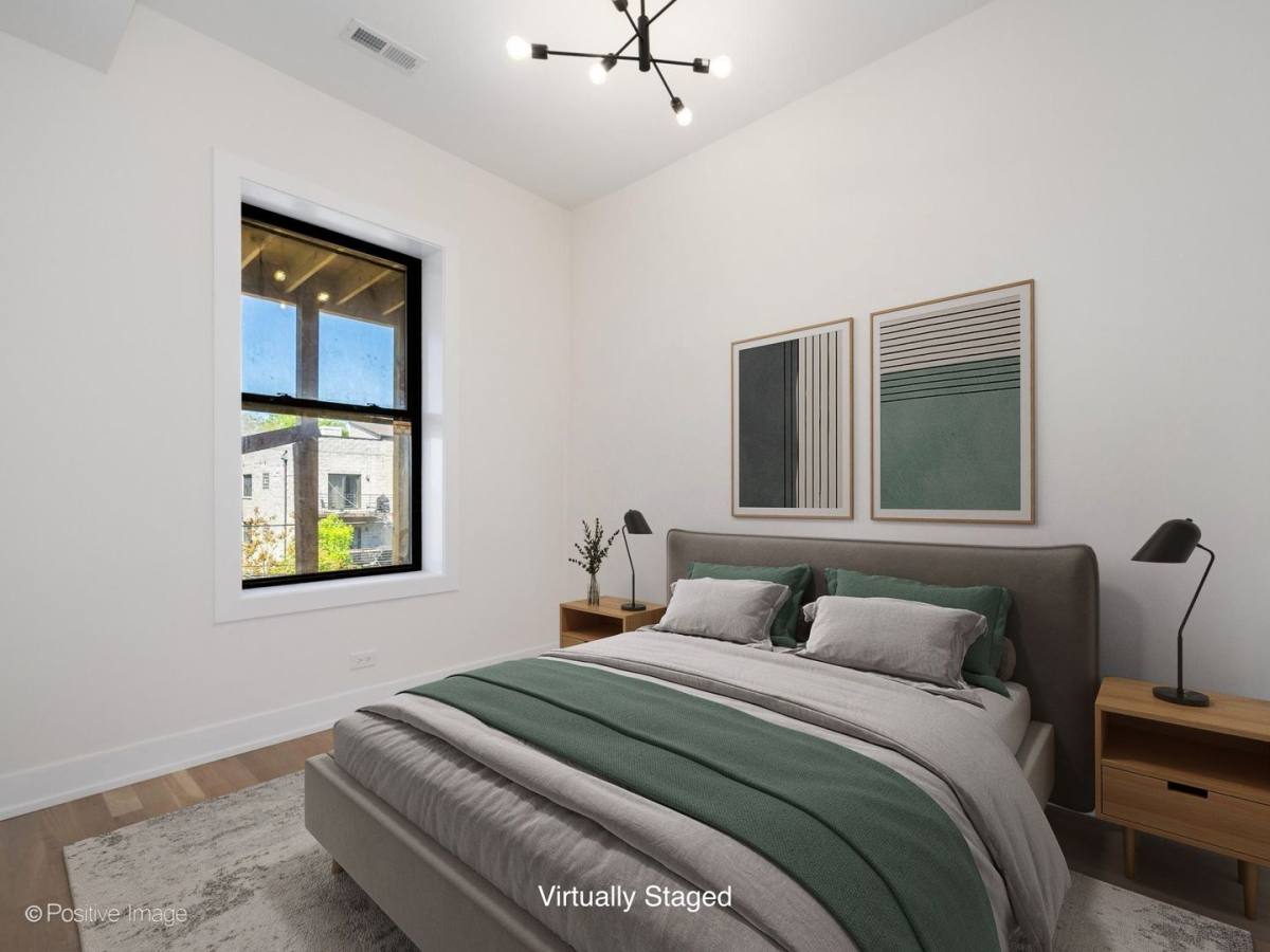 Apartment for rent at 1500 N Western, Chicago, IL 60622