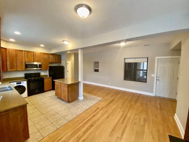Condo for rent at 6557 S Minerva Ave #2B, Chicago, IL 60637