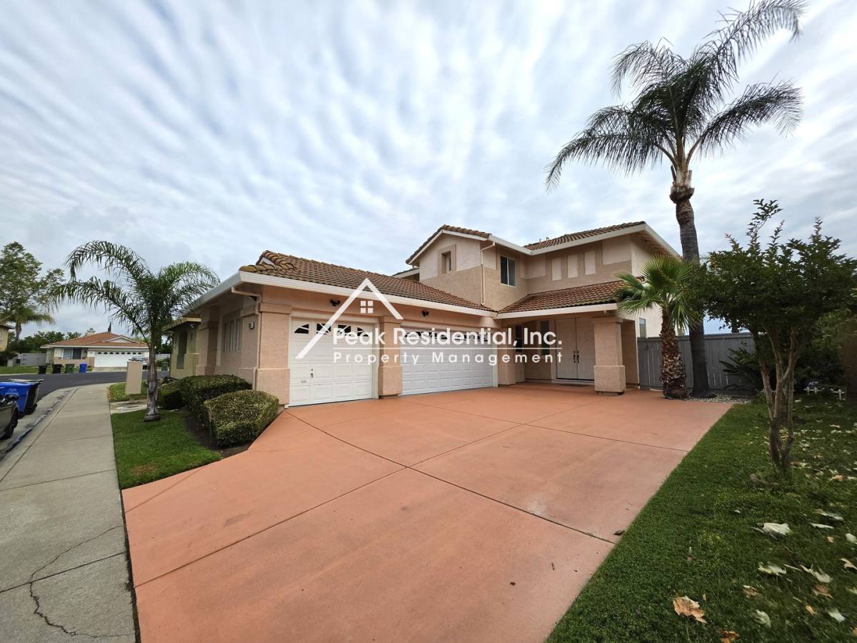 House for rent at 3333 E Island Court, Elk Grove, CA 95758