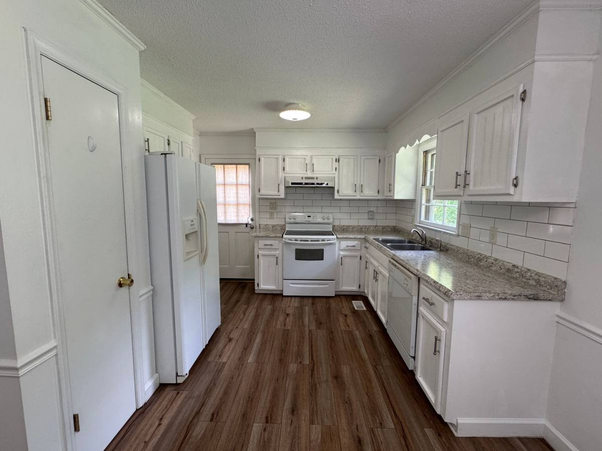 House for rent at 315 Pine Rd, Mount Holly, NC 28120