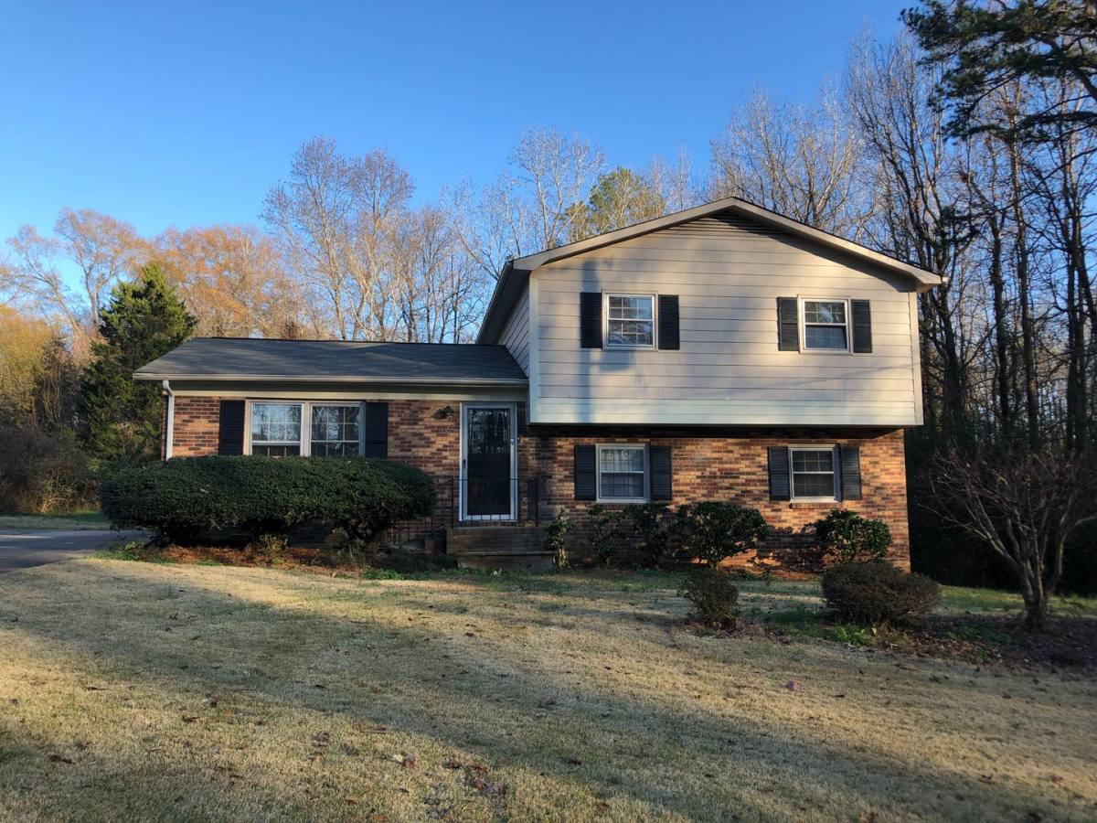 House for rent at 315 Pine Rd, Mount Holly, NC 28120